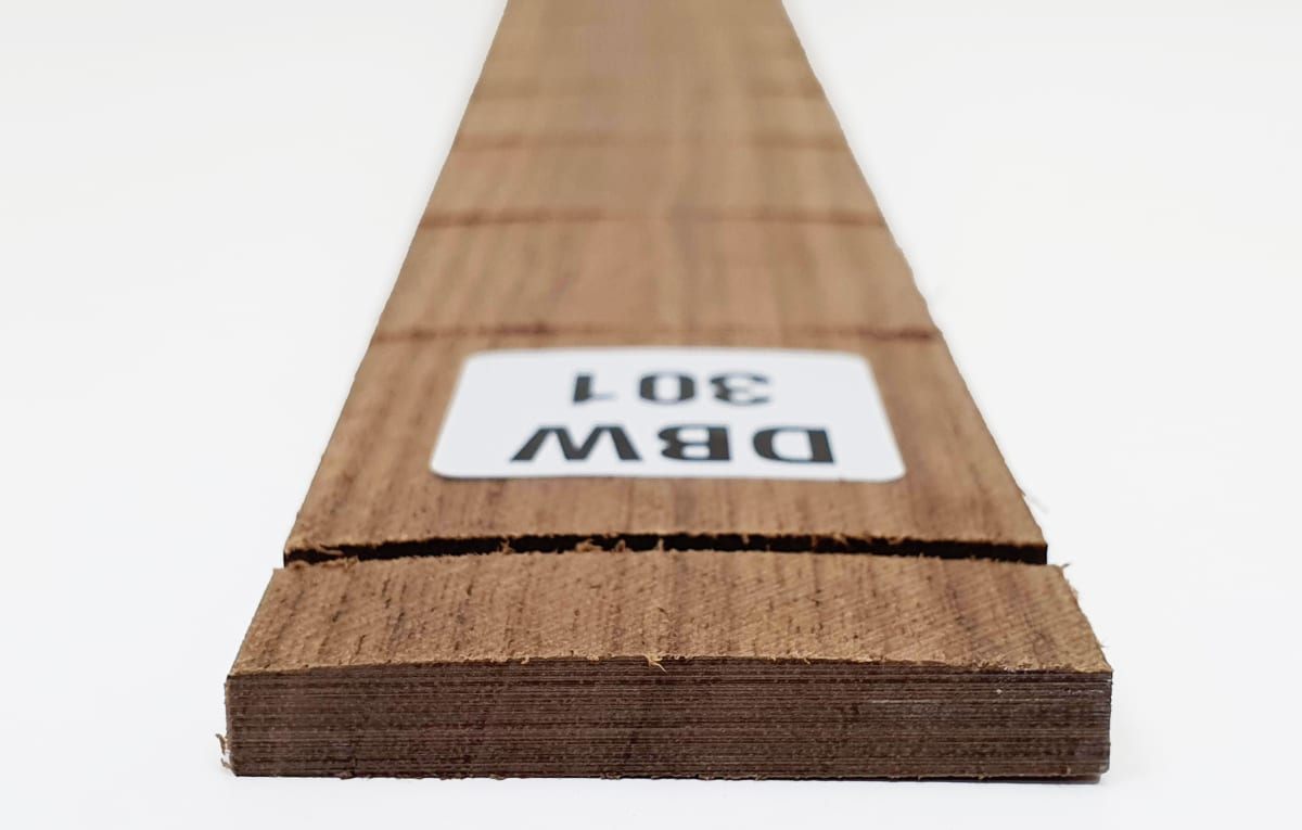 Diapason Ranurado REF: DBW-301 de Black Walnut Especial para Bajo1