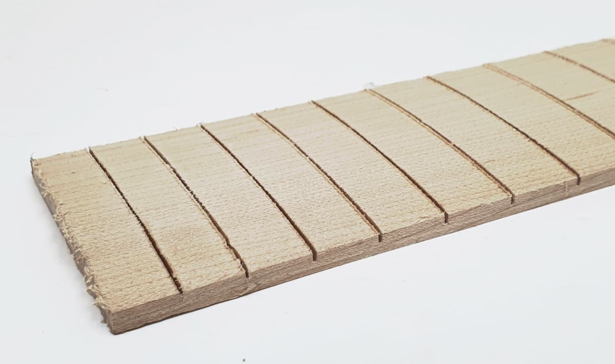 Diapason Ranurado REF: DMP-201 de Maple Especial para Bajo4