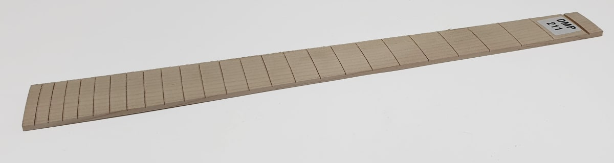 Diapason Ranurado REF: DMP-211 de Maple Especial para Guitarra1