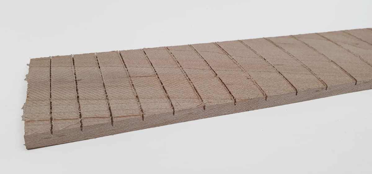 Diapason Ranurado REF: DMP-214 de Maple Economico para Guitarra3