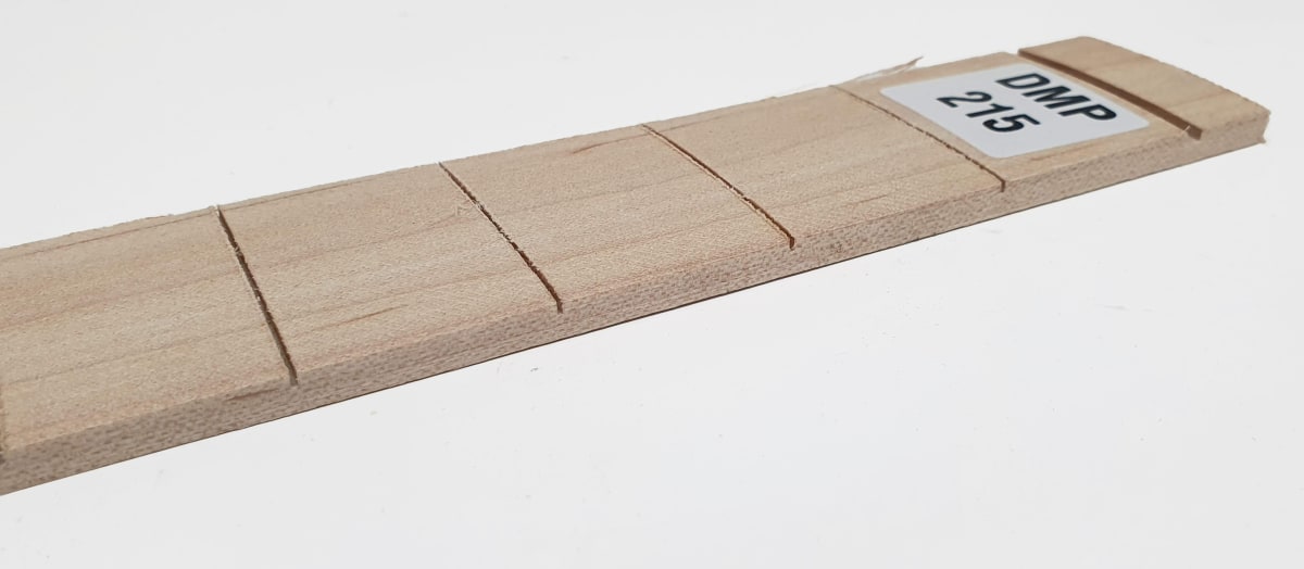 Diapason Ranurado REF: DMP-215 de Maple Economico para Guitarra2