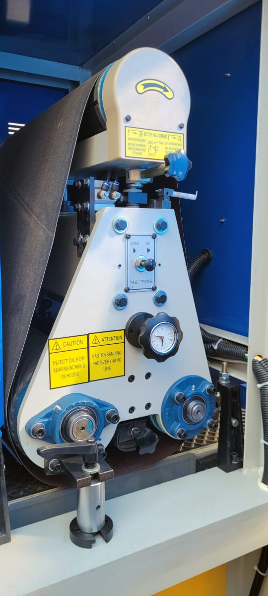 Maquina Lijadora Calibradora Industrial 630mm Ancho 220V 20.7Kw potencia, 36amp11