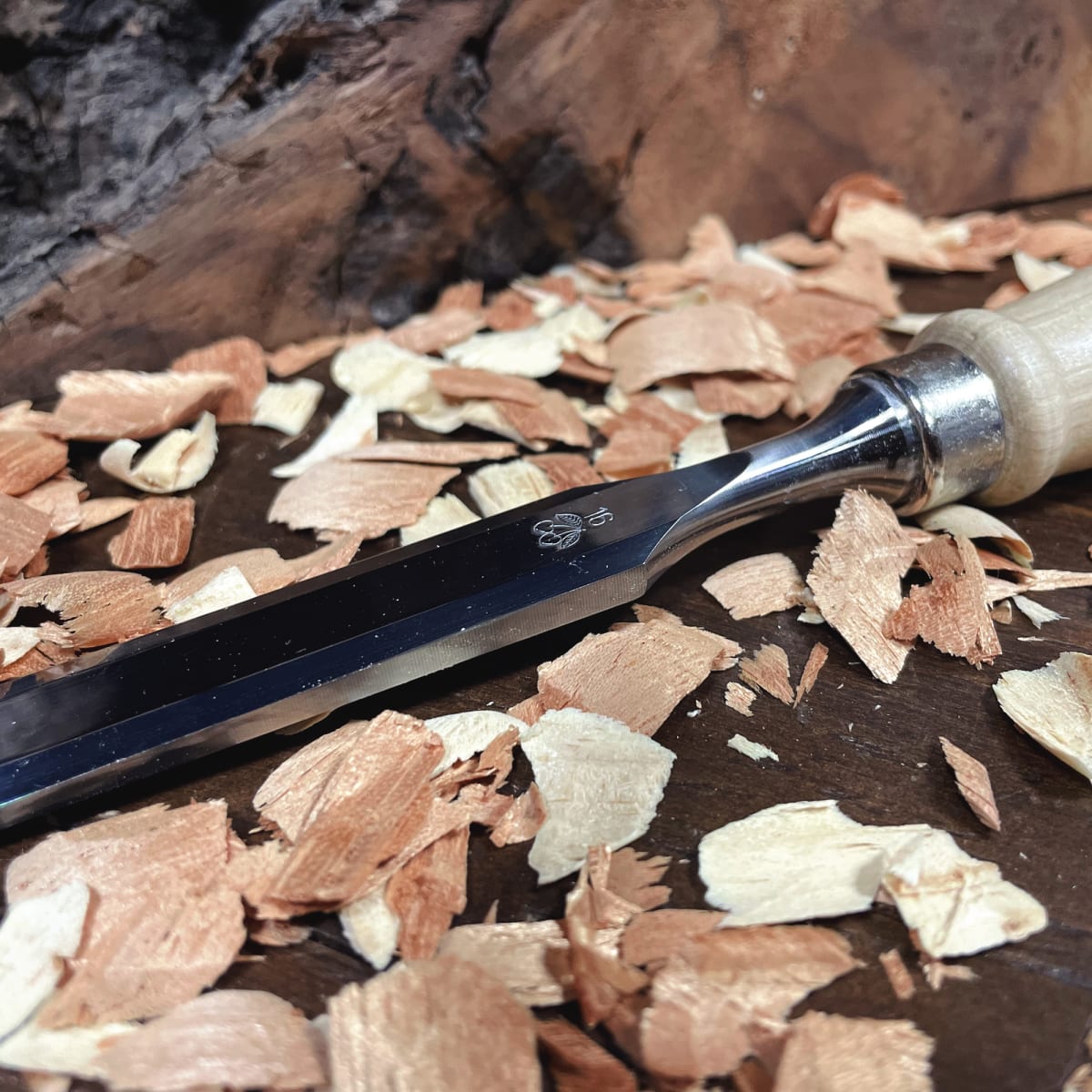 Set de 6 Formones Carpinteros y 1 Estuche de Cuero Two Cherries 1171 LRT23