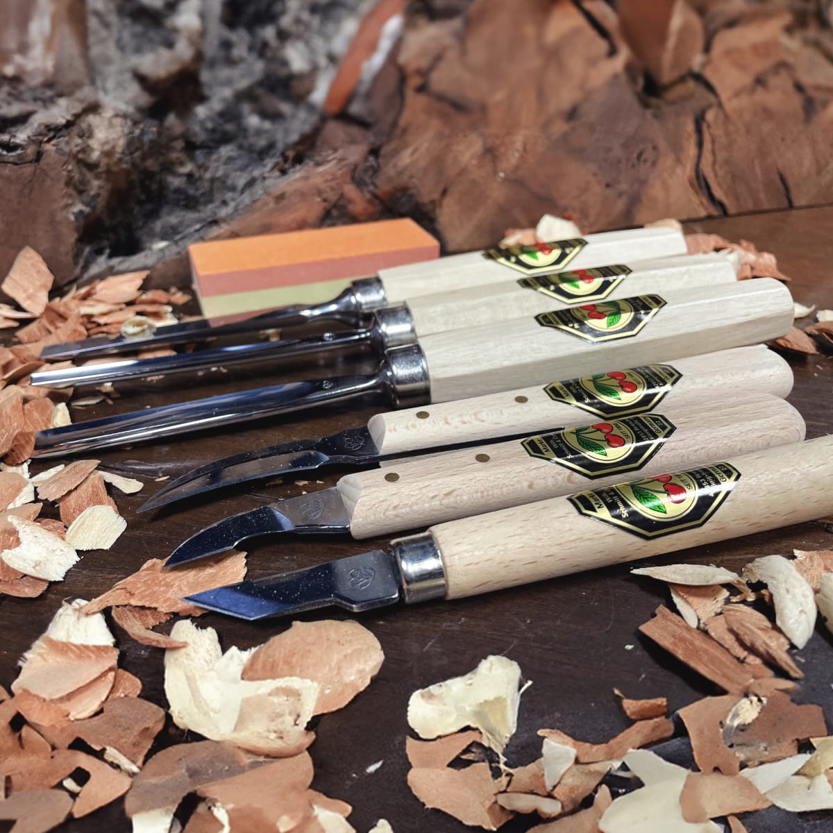 Set 3427 SB de 3 Mini Gubias 3 Cuchillos y 1 Piedra Two Cherries para Xilografia y Tallado5