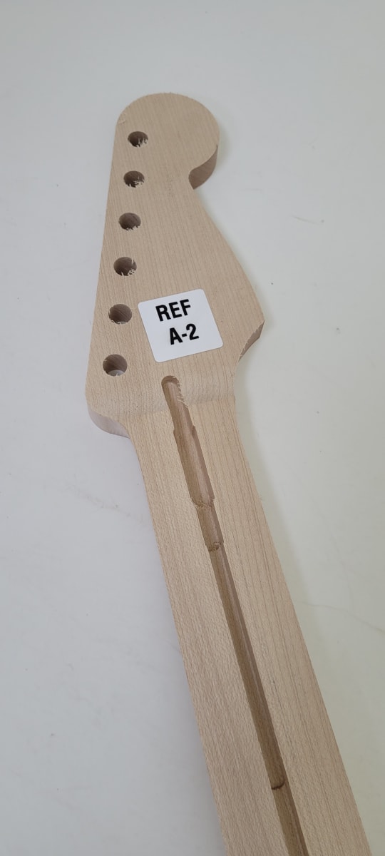 Mastil LB Luthier A-2 Tipo Strato Semi Elaborado de Maple Canadiense Especial4