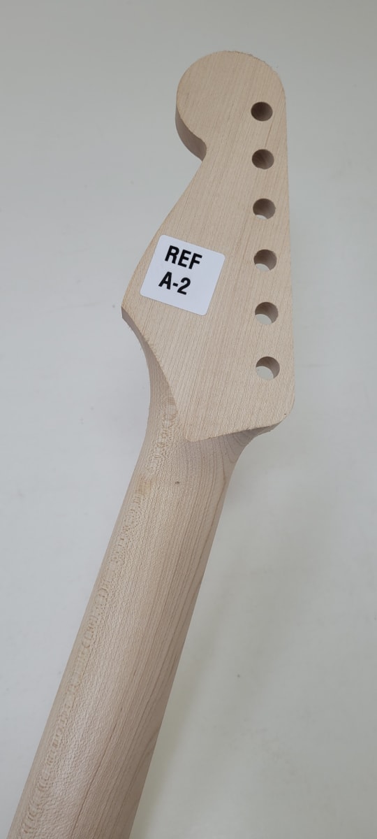 Mastil LB Luthier A-2 Tipo Strato Semi Elaborado de Maple Canadiense Especial5
