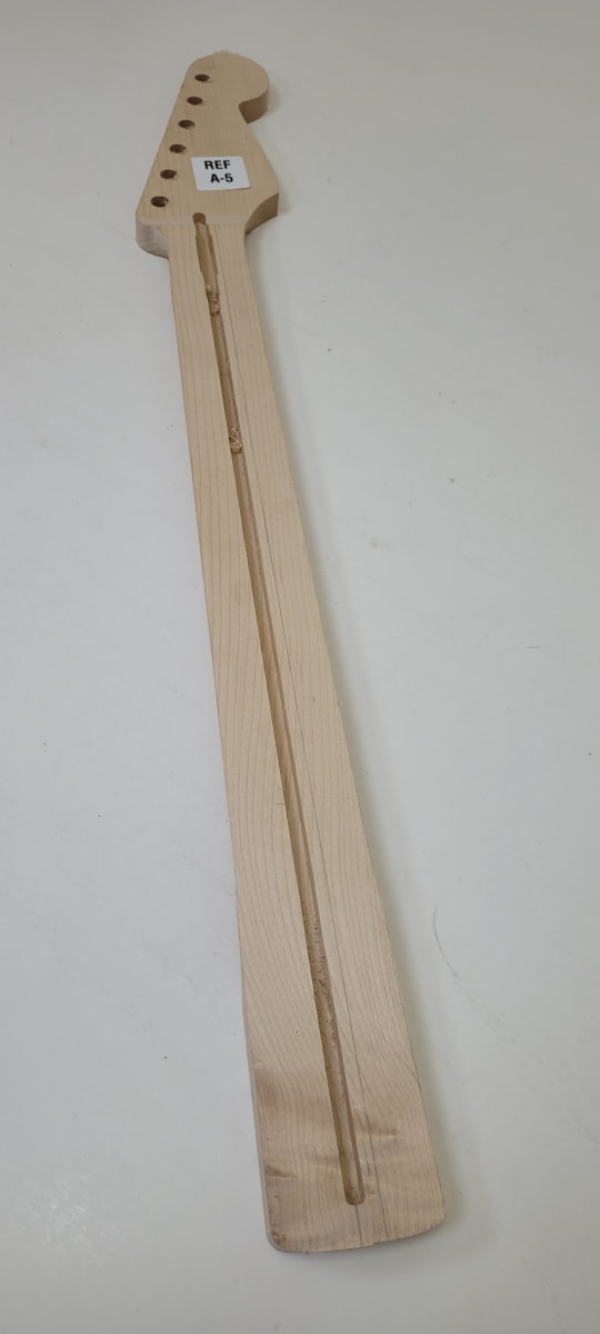 Mastil LB Luthier A-5 Tipo Strato Semi Elaborado de Maple Canadiense Especial 0