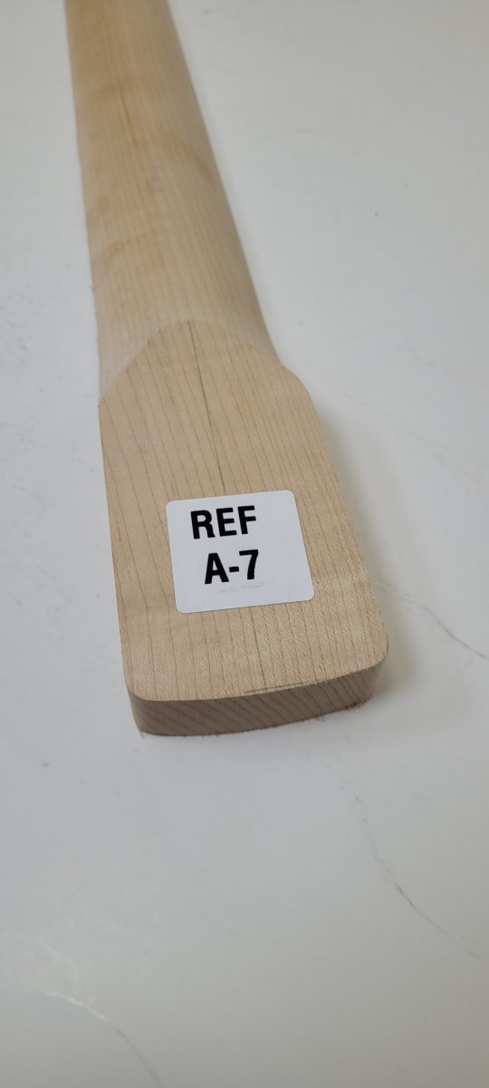 Mastil LB Luthier A-7 Tipo Strato Semi Elaborado de Maple Canadiense Especial4