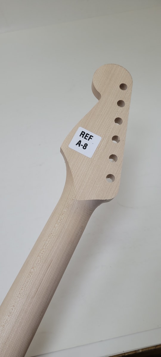 Mastil LB Luthier A-8 Tipo Strato Semi Elaborado de Maple Canadiense Especial8