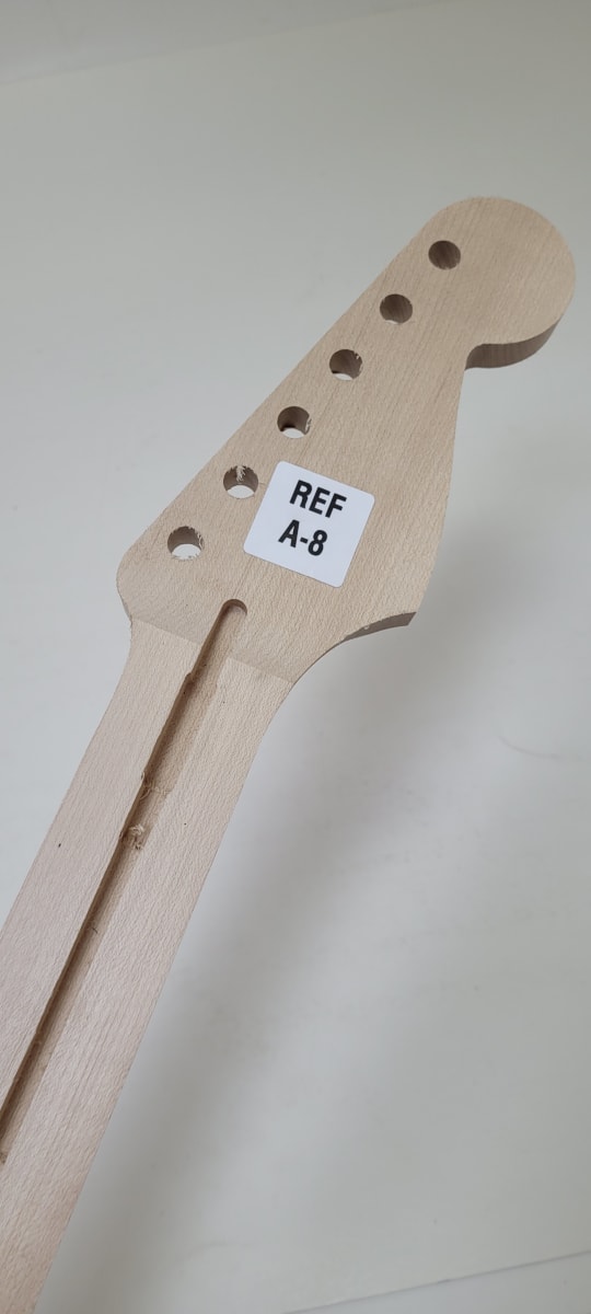 Mastil LB Luthier A-8 Tipo Strato Semi Elaborado de Maple Canadiense Especial9