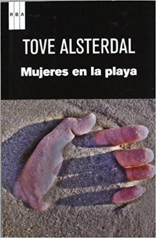 MUJERES EN LA PLAYA