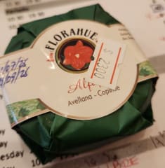 Alfajor de avellana Nativa con Copihue Florahue