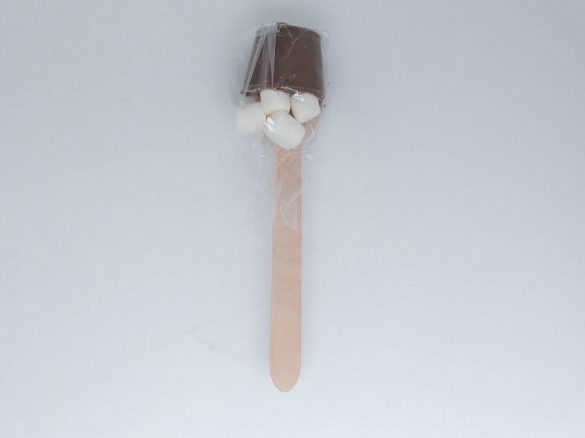 Submarino (chocolate + mashmellows) Chocolafken1