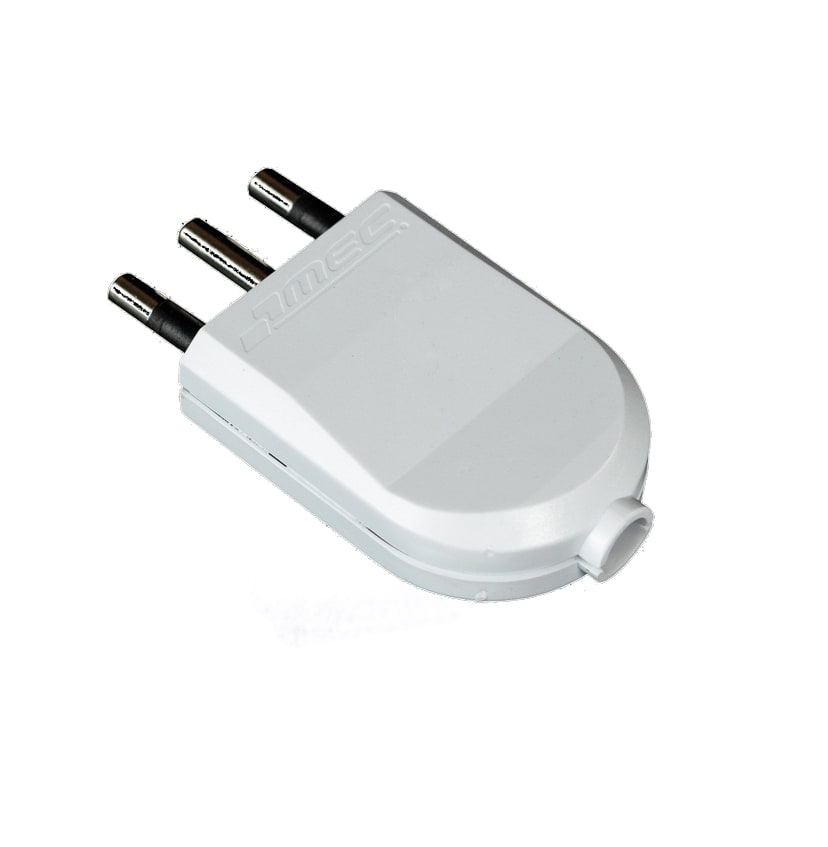 Enchufe macho 10A+T plano salida recta 0