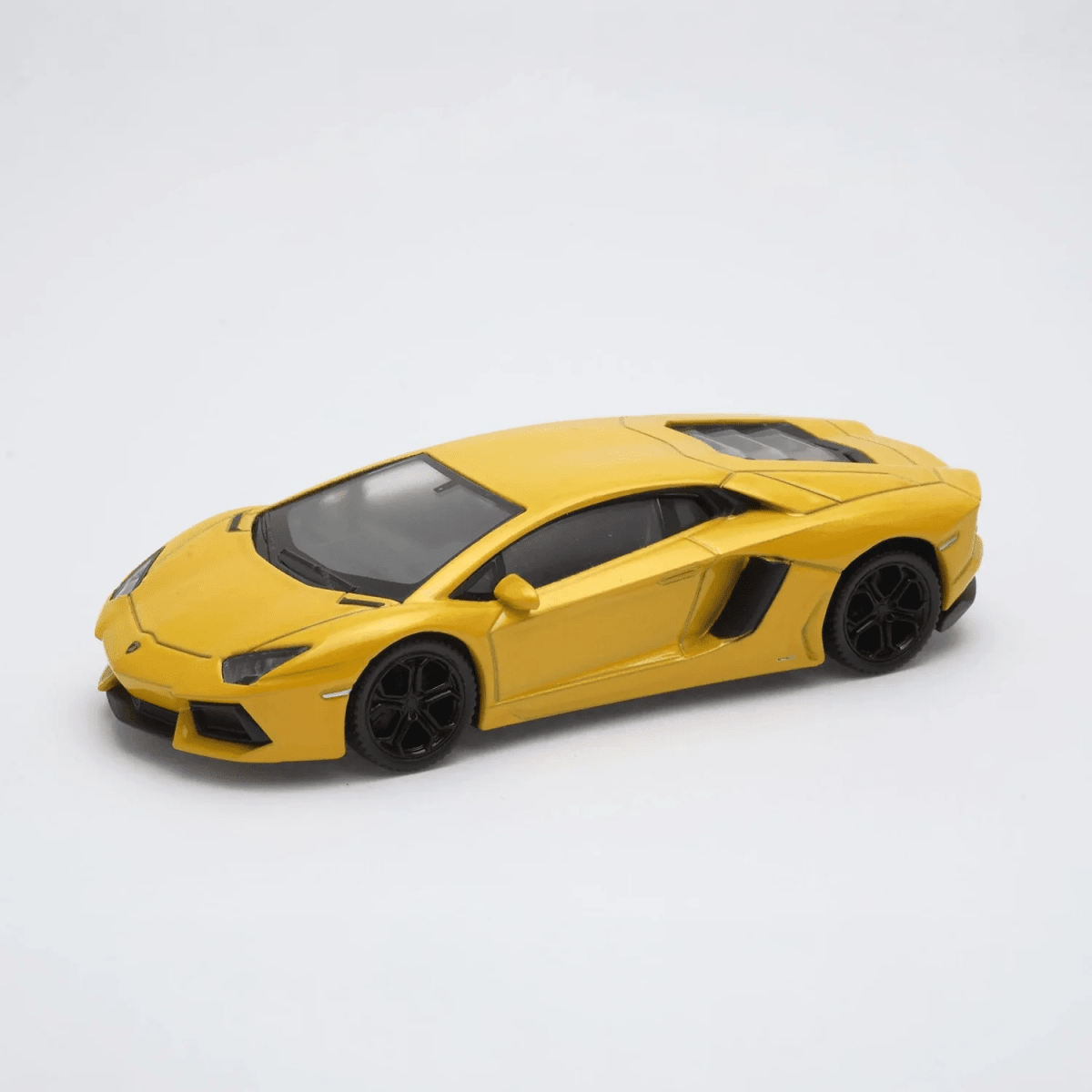 LAMBORGHINI AVENTADOR COUPE AMARILLO 1:43 - WELLY2