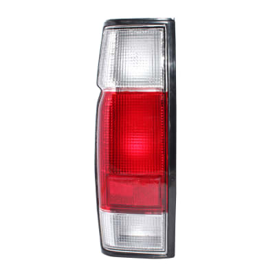 FAROL TRASERO IZQUIERDO NISSAN D21 2.4 2WD 2002-2010/ 4WD 1993-20101