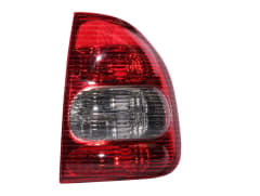 FAROL TRAS DER SEDAN EXTRA CORSA 00/08