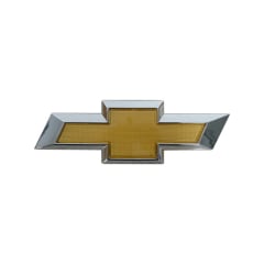 EMBLEMA PANEL TRASERO DORADO CHEVROLET SAIL 2011/2017
