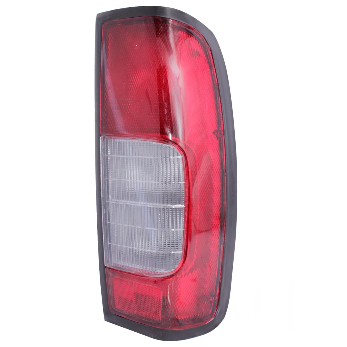 FAROL TRASERO RH NISSAN TERRANO D222