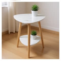 Mesa Triangular 2 niveles color Madera Blanca