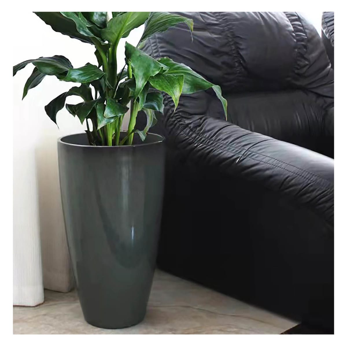 Macetero Polietileno Brillante Verde 53 cms3