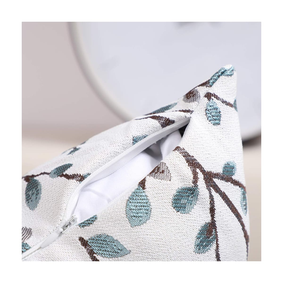 2 Fundas para Cojín Jacquard Hoja Bordado 50x30 cms3