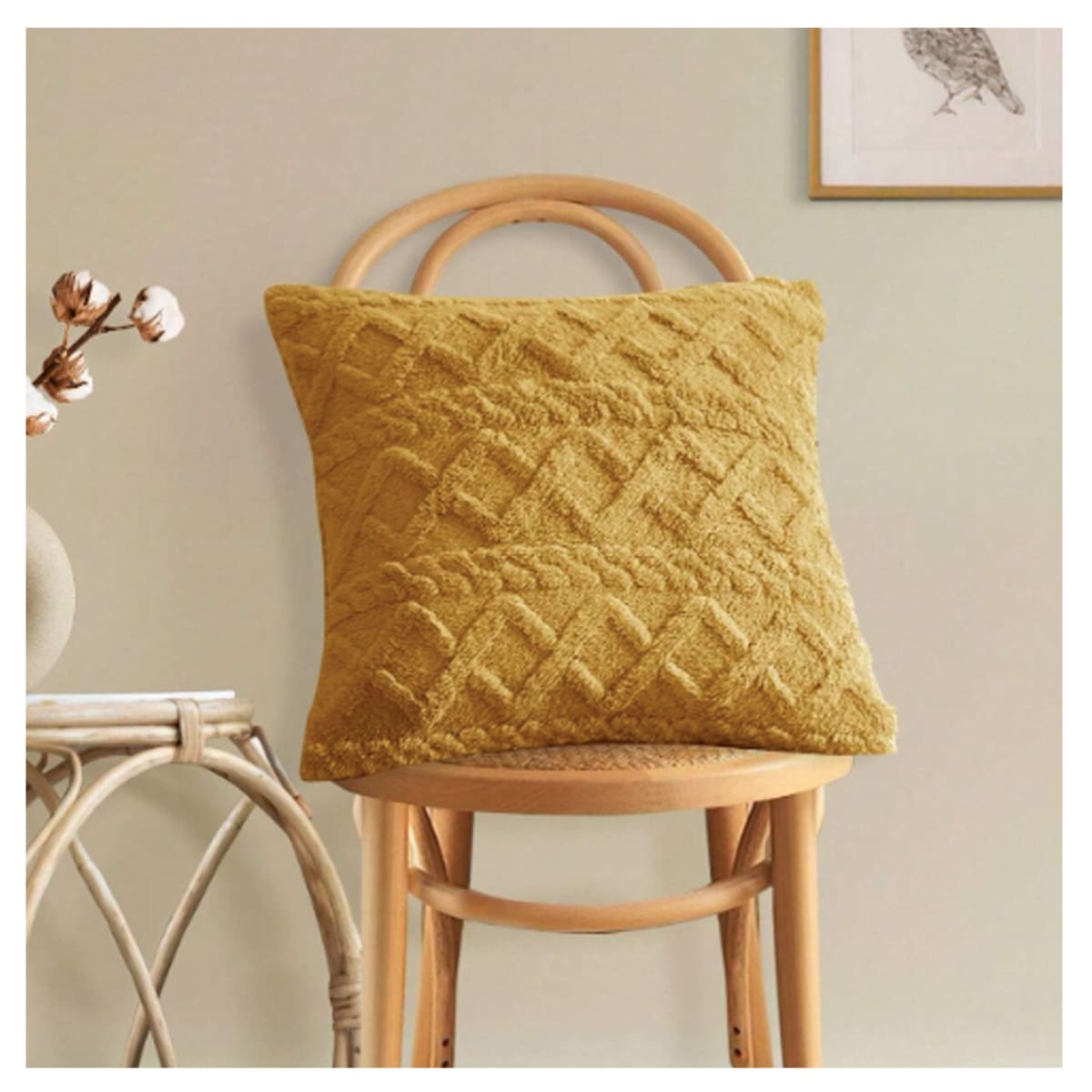 2 Fundas para Cojín Jacquard de Felpa Geométrica 3D Mostaza 45x45 cms2