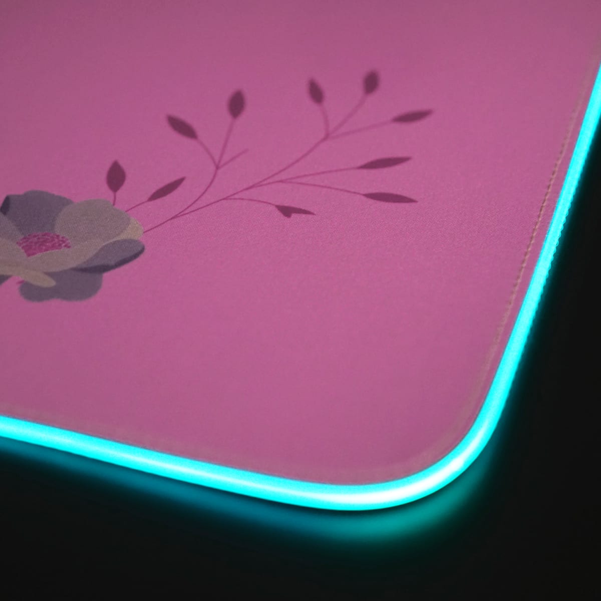 MOUSE PAD LED GAMER PROFESIONAL ROSADO 80X30 CMS KTANA5