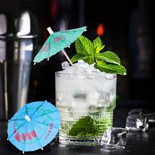SOMBRILLAS para COCKTAIL x 100 Unidades 0