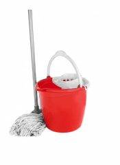 SET REY UTIL 13 Litros Con ESCURRIDOR y Mopa