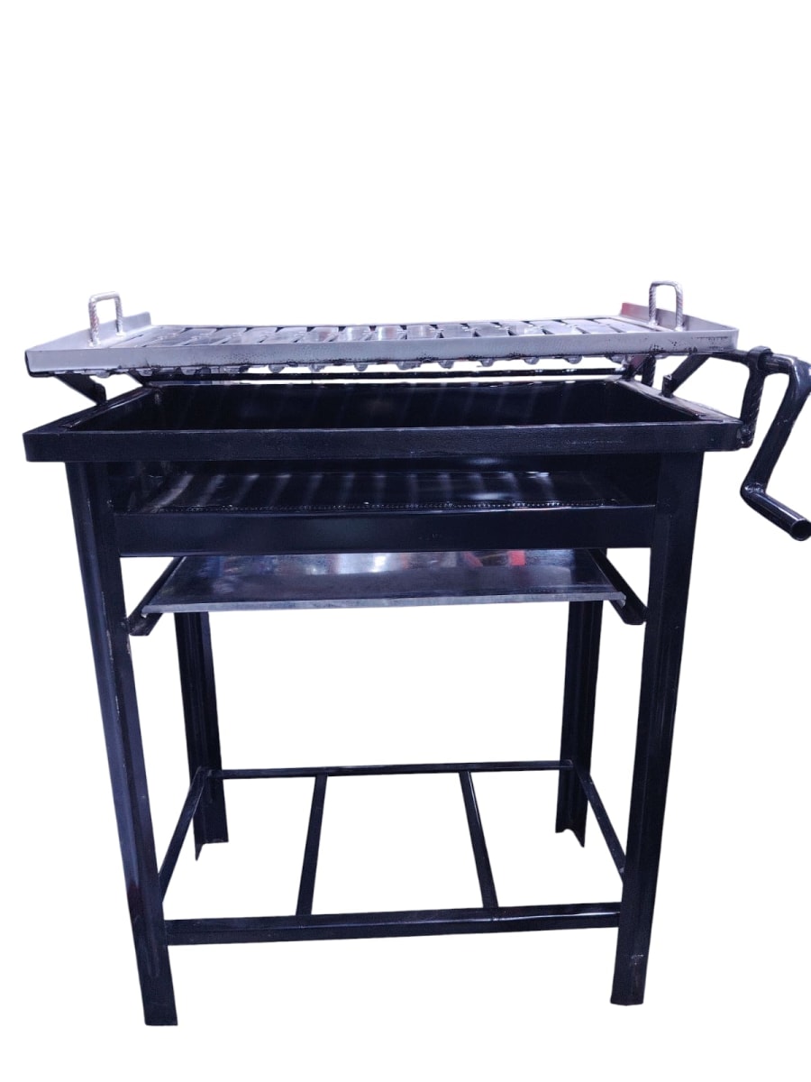 (5) PARRILLA De PIE Angulo NEGRA CON RODAJE1