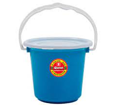 BALDE PLASTICO CON TAPA - QPLAST1