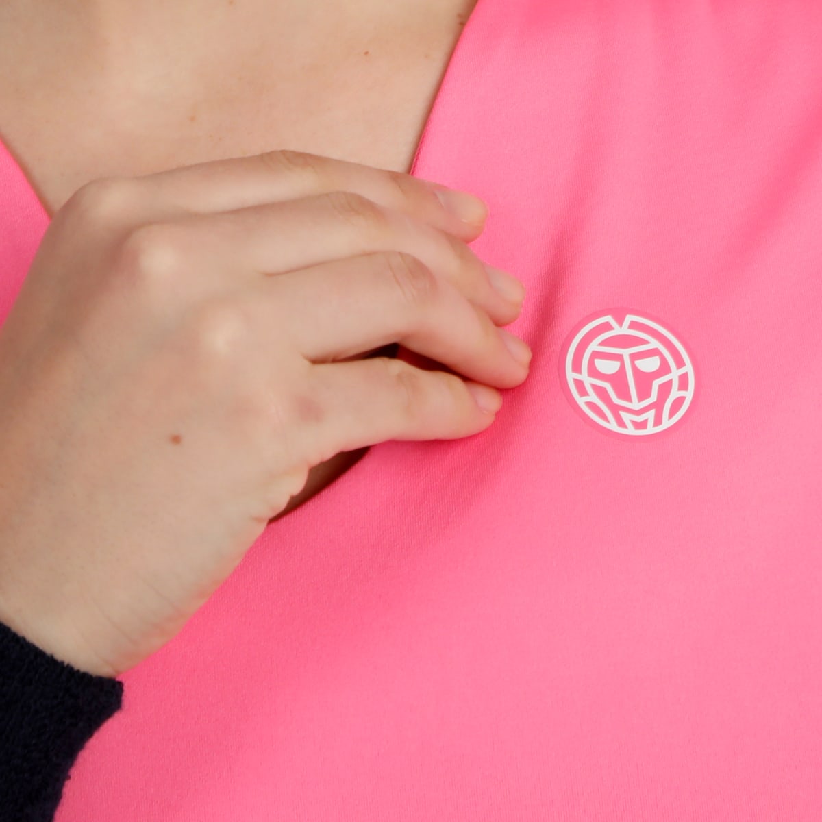Polo Crew 2.0 V-Neck Tee - Pink5