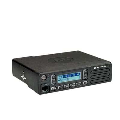 EQUIPO MOTOROLA VHF DEM500 25W1