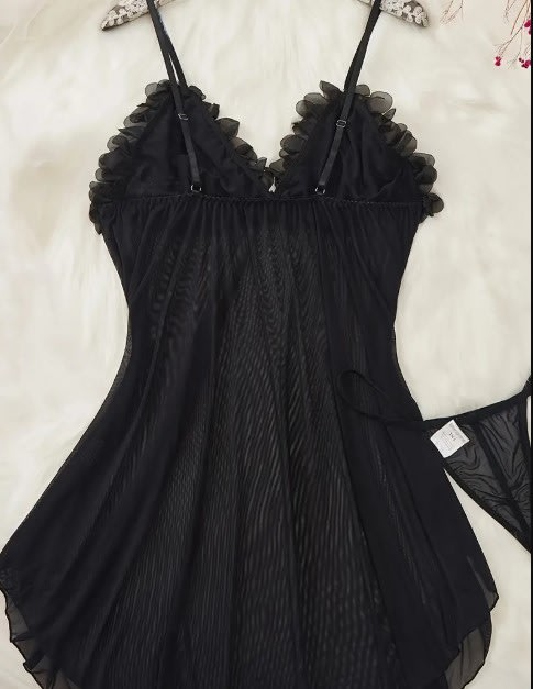 BABYDOLL NEGRO PLUMAS PLUS SIZE1