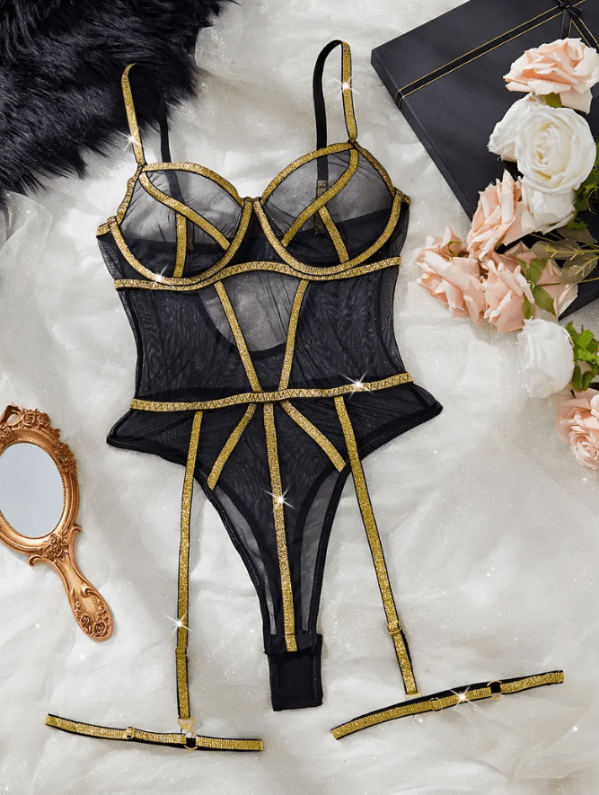 BODY NEGRO DORADO5