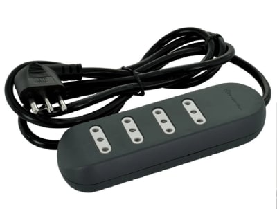 ALARGADOR 4 TOMAS 2P+T 10A 1,5 METROS NEGRO1