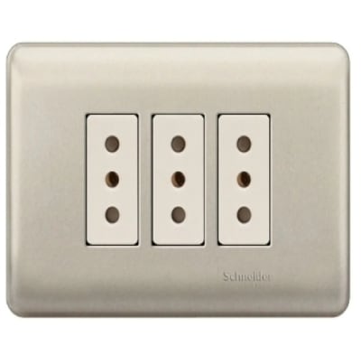 ENCHUFE TRIPLE 10A NIQUEL MOD BLANCO1