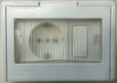 ENCHUFE SCHUCKO + 1 MOD FALSO POLO HIDROBOX EMB TIPO MAGIC1