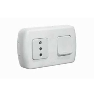 INT 9/12 CON ENCHUFE 10A TEKNA1