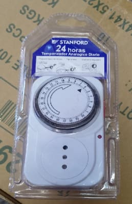 RELOJ CONTROL 24HRS 10A ENCHUFABLE ANALOGO1