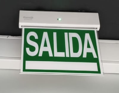 LAMPARA SEÑALETICA TRANSPARENTE CON SALIDA1