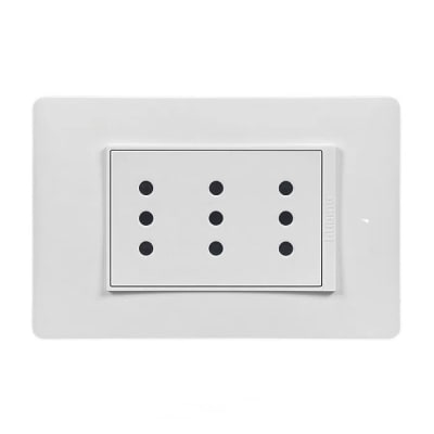 ENCHUFE TRIPLEX 10A BLANCO LUZICA1