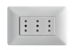 ENCHUFE TRIPLEX 10A BLANCO