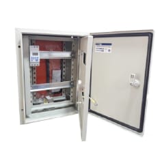 TABLERO METALICO 600X400X200 C/CHASIS