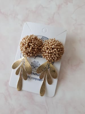 Aros Mostacilla dorada turquesa hoja1