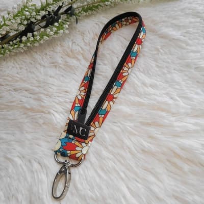 Porta chaqueta - Floreado1