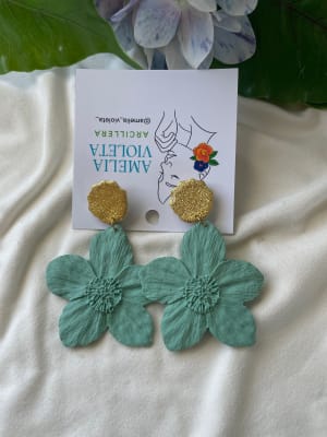 Aros Flor simple turquesa colgante dorado1