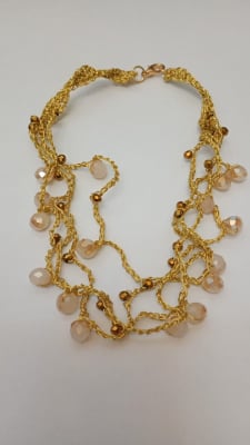 Collar hilo cascada dorado1