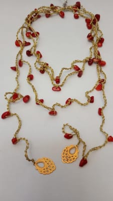 Collar hilo coral1